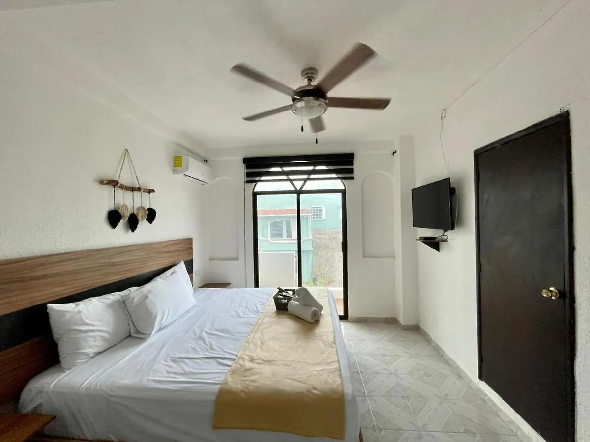 Mayab Playa - 5Th. Ave Playa del Carmen Mexico